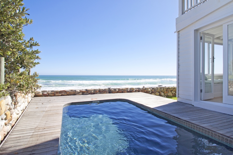 5 Bedroom Property for Sale in Misty Cliffs Western Cape